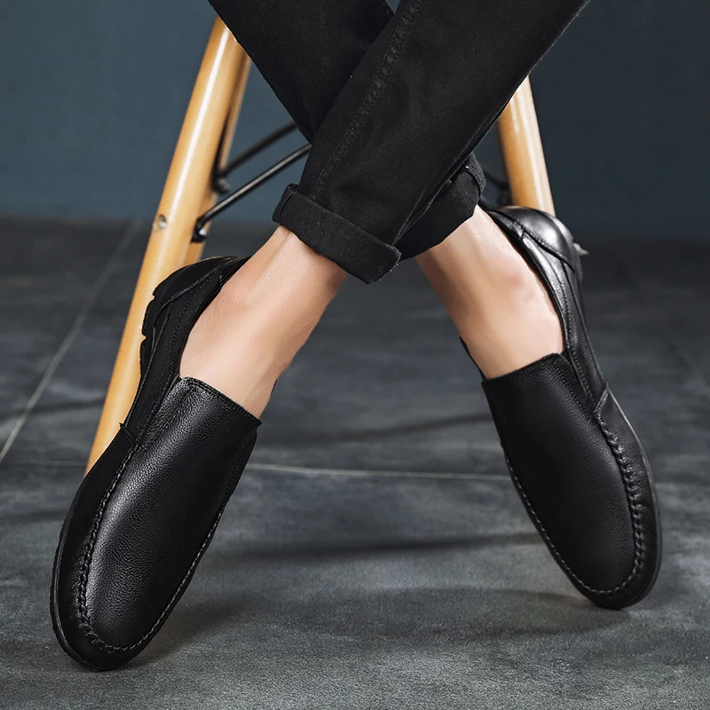 

Fashion shoes Summer Style Soft Moccasins Men Loafers High Quality Genuine Leather Shoes Men Flats Gommino Driving Shoes men