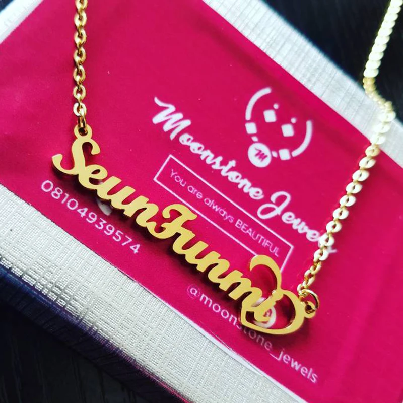 Женское Ожерелье с сердечком Uzone колье из нержавеющей стали именной табличкой