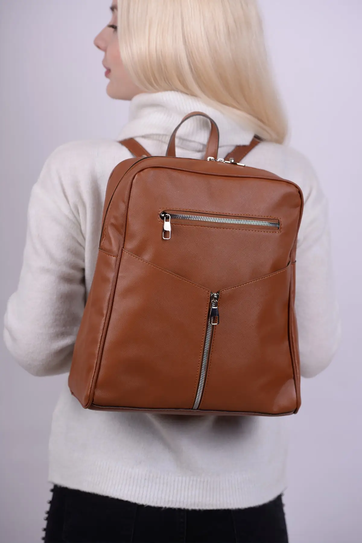 

Модный трендовый женский рюкзак коричневого цвета с ремешком на плечо, водонепроницаемый кожаный Повседневный женский рюкзак для путешест...