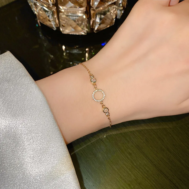

Plain Full Sparkly Zircon Hollow Circle Charm Bracelets for Women Ladies Gold Color Thin Chain Bracelets Accessories