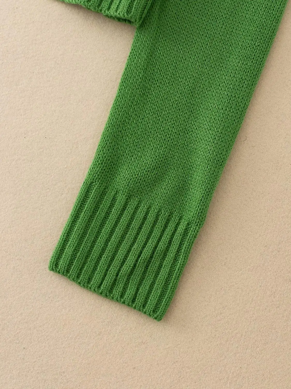 Bazaleas французская зеленая Женская Кардиган Свитера с центральными пуговицами