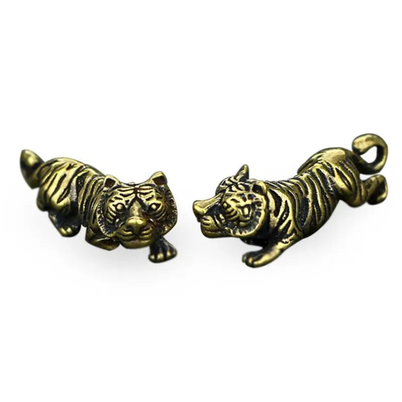 

Casting Metal Tiger Retro Ornaments Gifts 3D Figurine Mini Animal Collect Home Office Room Desktop Decoration Sculpture