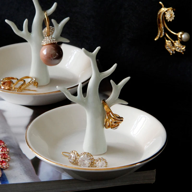 Керамический лоток для хранения ювелирных изделий в скандинавском стиле