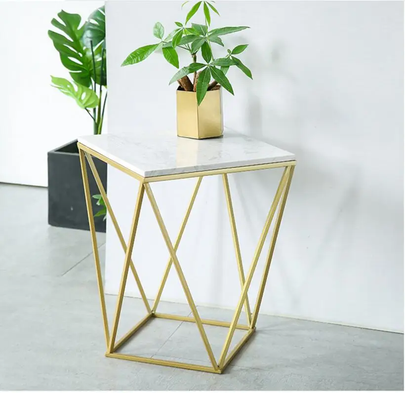 Скандинавская маленькая семейная гостиная мраморный маленький чайный столик