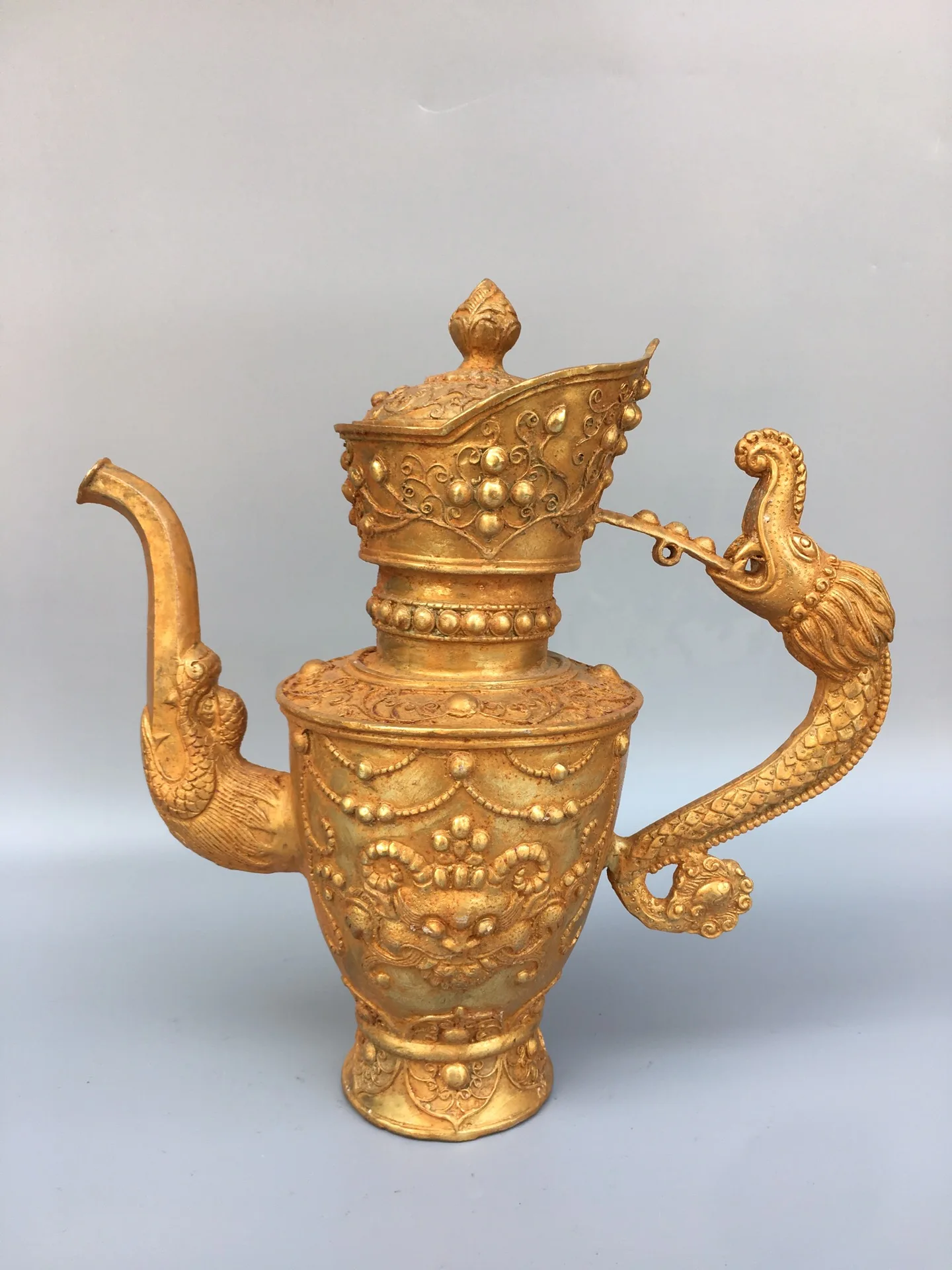 

10"Chinese Folk Collection Old Bronze Gilt Dragon head statue Beast mouth flagon kettle Office Ornaments Town House Exorcism