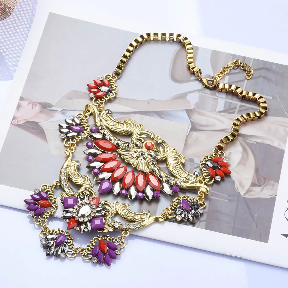 

Vintage Gold Alloy Statement Necklace Multicolor Acrylic Beads Choker Bib Pendants Necklaces for Women Fashion Rhinestone Jewlry