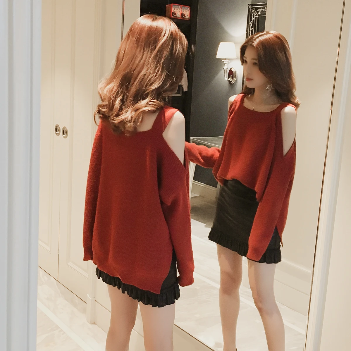

Autumn New Off Shoulder Suspender Top Loose and Thin Versatile Pullover Bottomed Sweater Women's Long Sleeve T-shirt