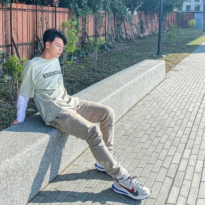 

Camiseta de manga corta con cuello redondo para 100%, camisa de manga corta de color marrn novo, 20fw, 1:1