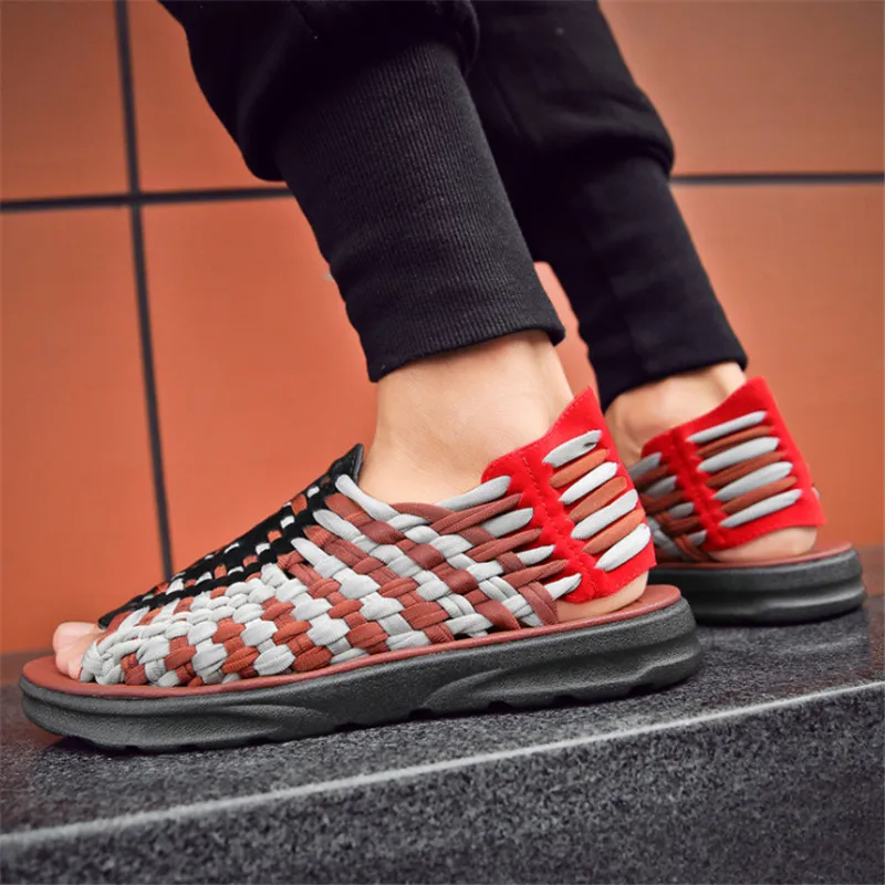 

2021 summer new leather men's sandals open toe breathable casual platform comfortable beach shoes mens slipper fashionable 38-48