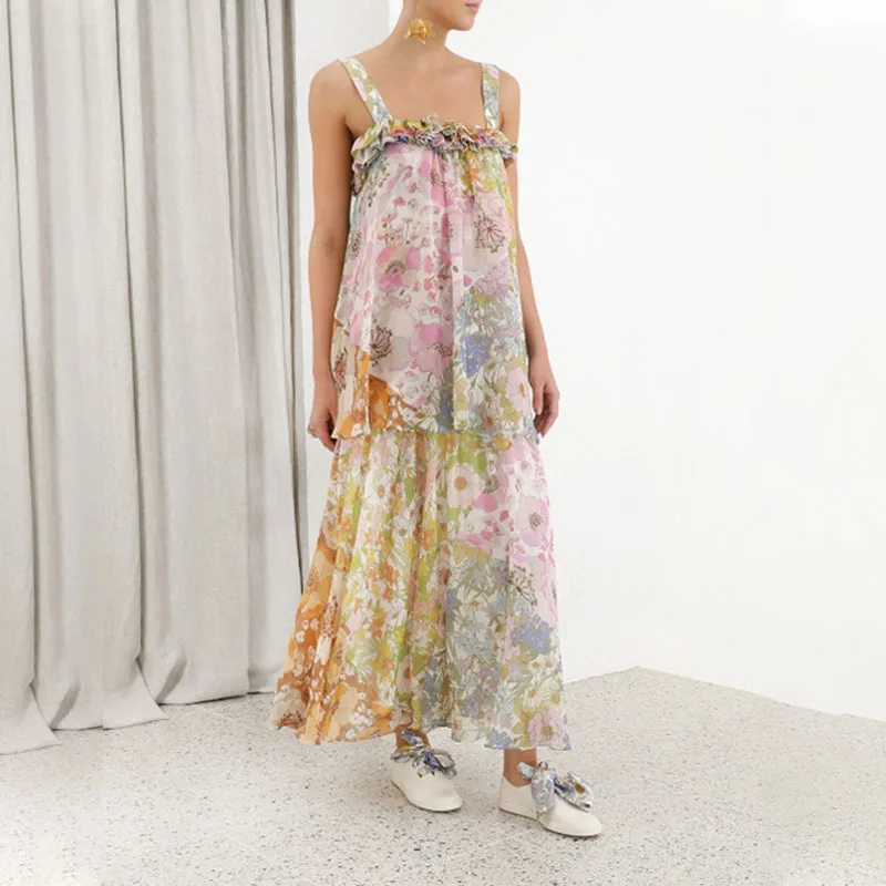 Женское платье в стиле пэчворк с рюшами на бретельках квадратным воротником и