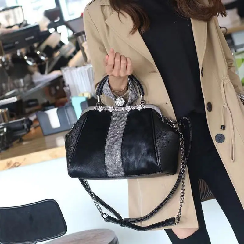 Модная брендовая кожаная дамская сумочка с мехом Высококачественная женская