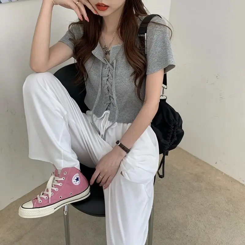 

Large size short sleeve T-shirt women's summer new versatile thin French square collar bandage design