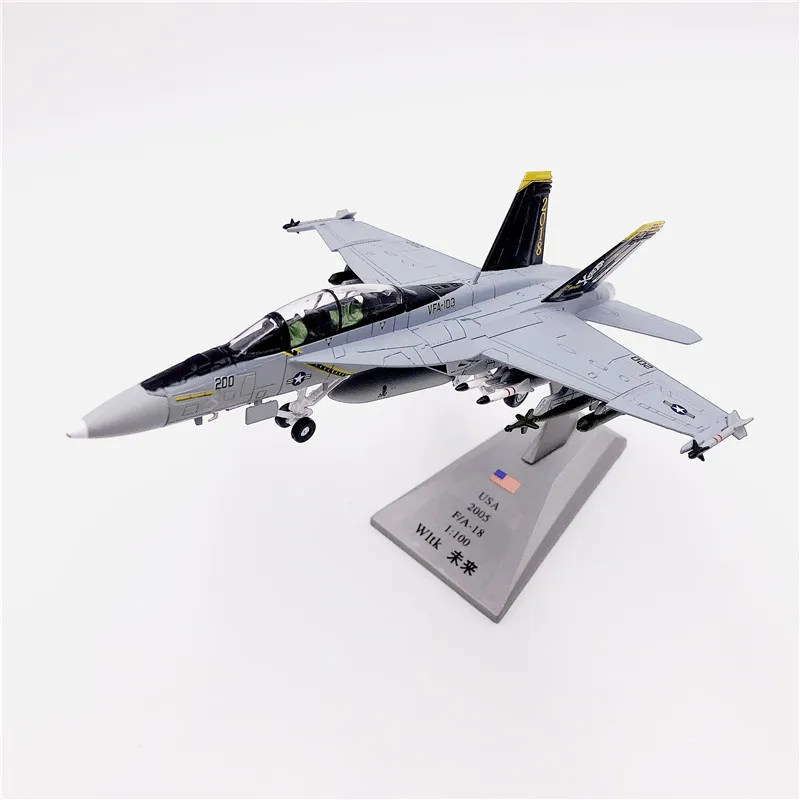 

Модель самолета из литая металла в масштабе 1:100, 1/100