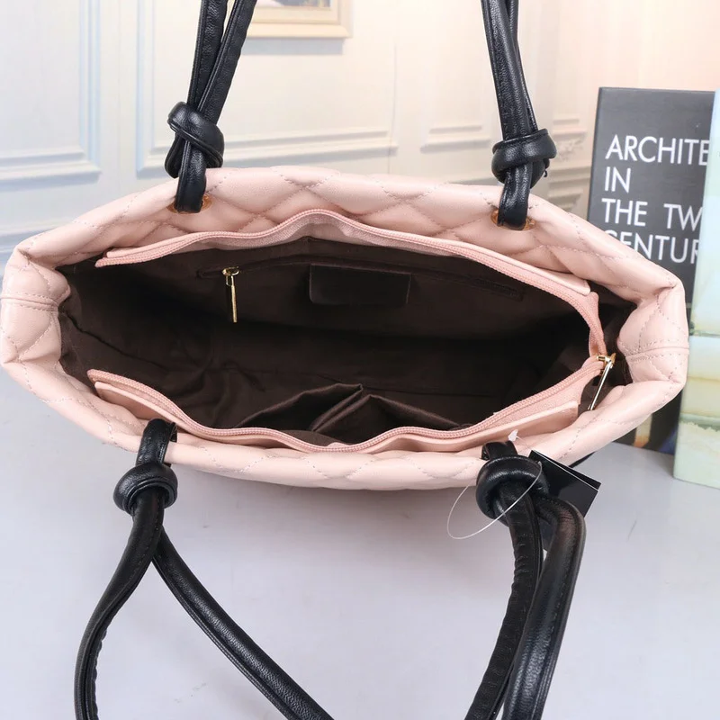 

with LOGO Fashion shopping bag handbags purses designer bag