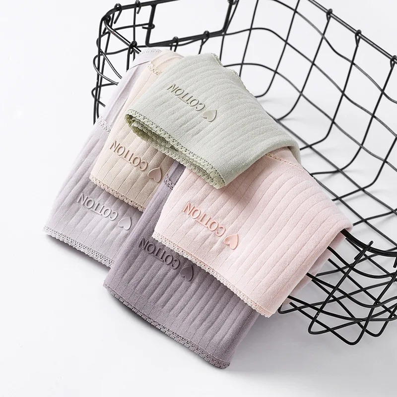 

Новое бесшовное хлопковое нижнее белье, женские дышащие хлопковые антибактериальные полосатые эпоксидные кружевные женские трусики со ср...