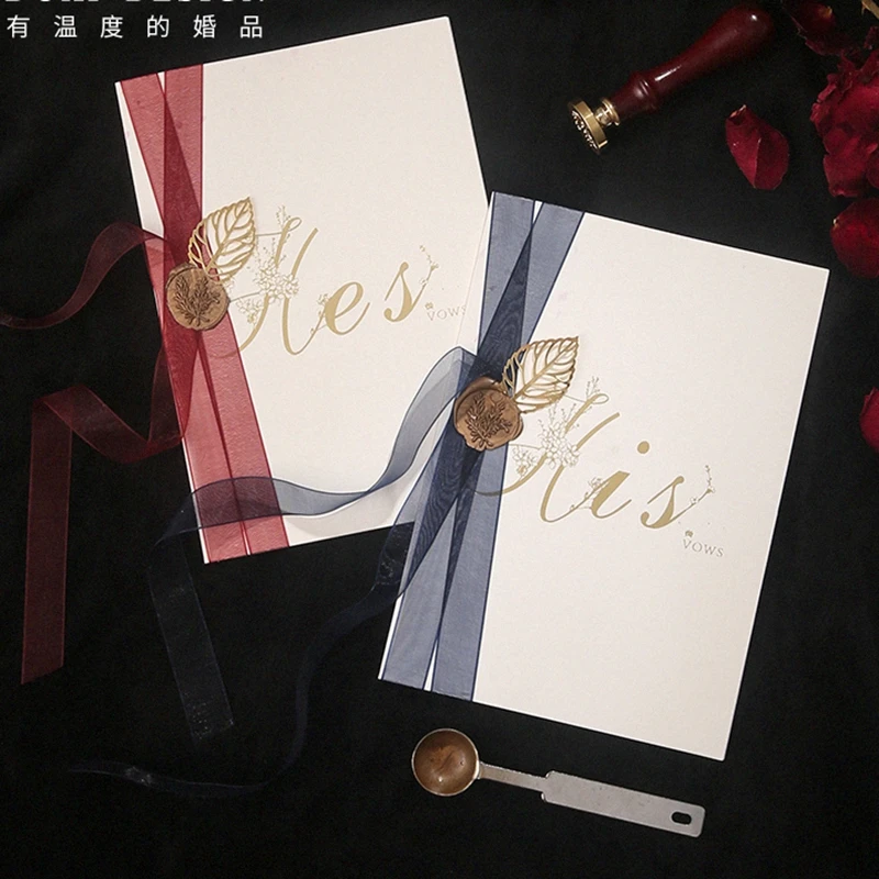 

2pcs wedding favors bride and groom vows pink oath card romantic gold key decoration with pen book His & Her photo prop