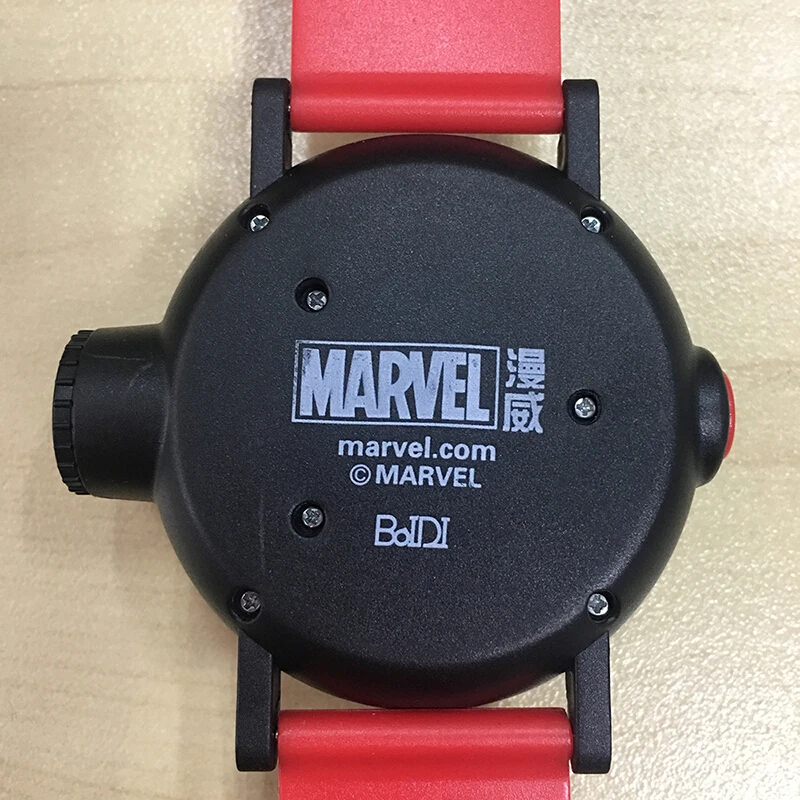 Изумительные детские спортивные цифровые часы Marvel Ultimate Spider Man Project с 10 рисунками