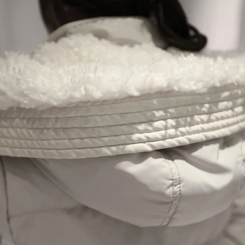 Женская зимняя куртка с капюшоном средней длины|Женские парки| |