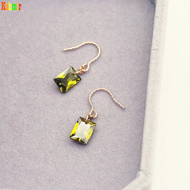 

Kshmir Exquisite pair of earrings retro simple olive green true zircon earrings Women's Earring Jewelry 2021