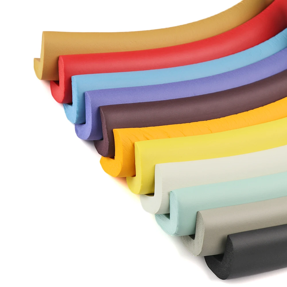 Детская антистолкновенная наклейка на углы стола 2 м |