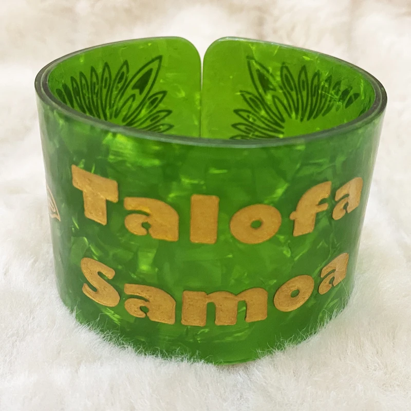 

Newest Tortoise Shell Couple Bangles Plastic Jewelry Acrylic Cuff Women's Bracelets on Hand Letter