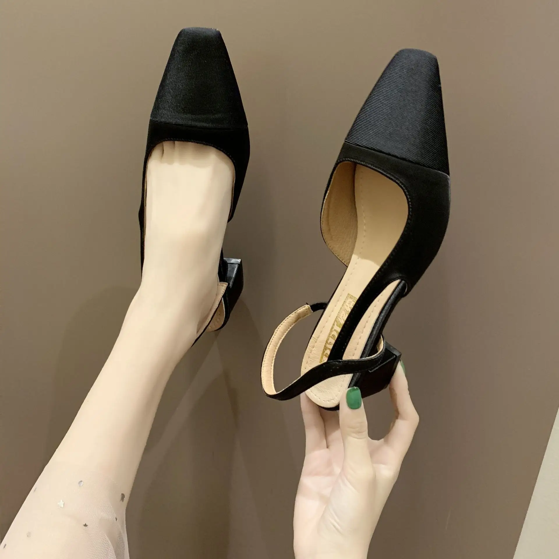 Лидер продаж 2019 летняя женская обувь классические туфли на среднем каблуке