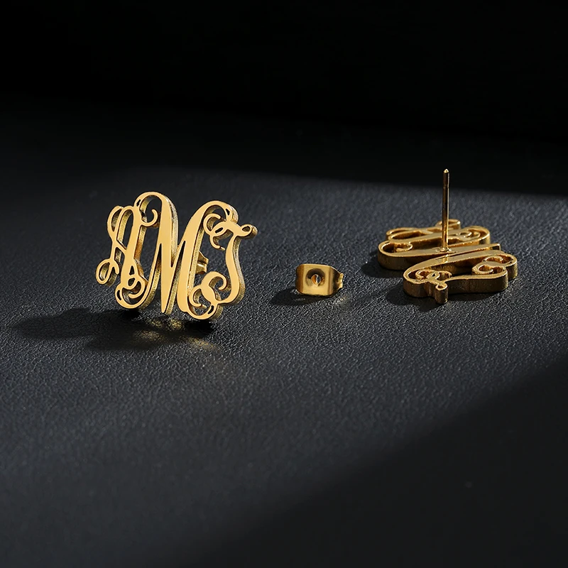 Серьги гвоздики с буквами на заказ серьги монограммой модные ювелирные изделия