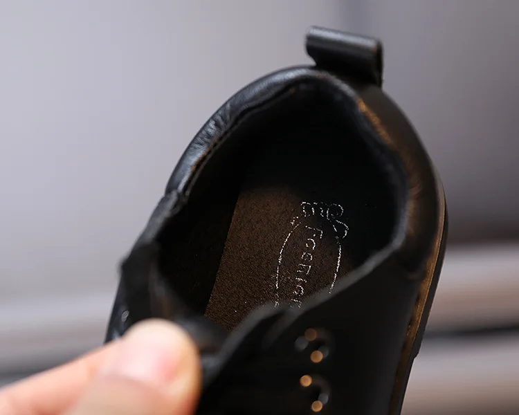

Autumn and Winter Children's Casual Leather Shoes Girls Princess Soft-soled Short Boots Children's Shoes