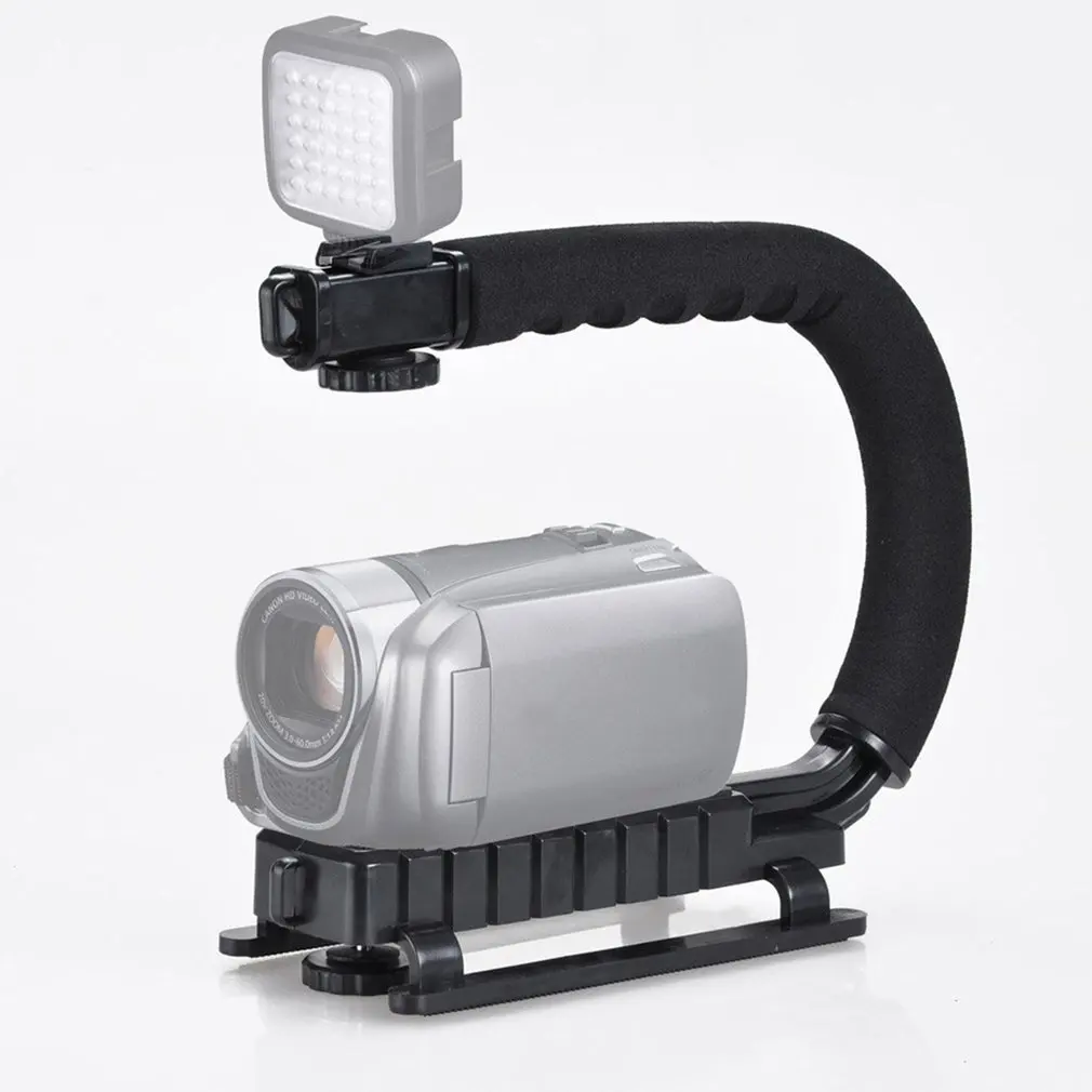 U-образный кронштейн для портативной видеокамеры со съемным держателем типа