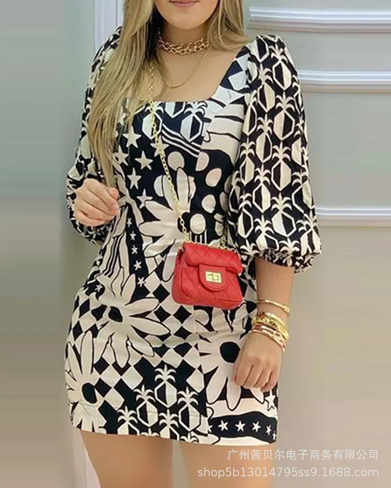 

2022 New Women's Black Printed Square Neck Dress