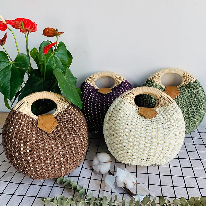 Сумка женская Соломенная через плечо плетеный саквояж на ремне круглая плетеная