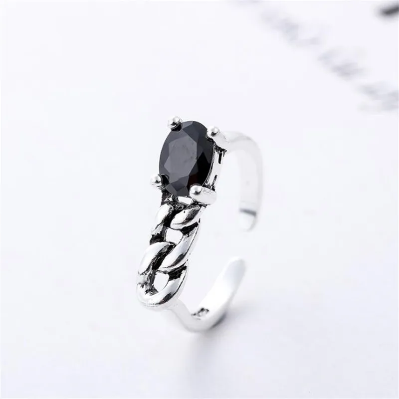 

New Retro Irregular Black Crystal 925 Sterling Silver Jewelry Chain Shaped Personality Sweet Exquisite Opening Rings SR406
