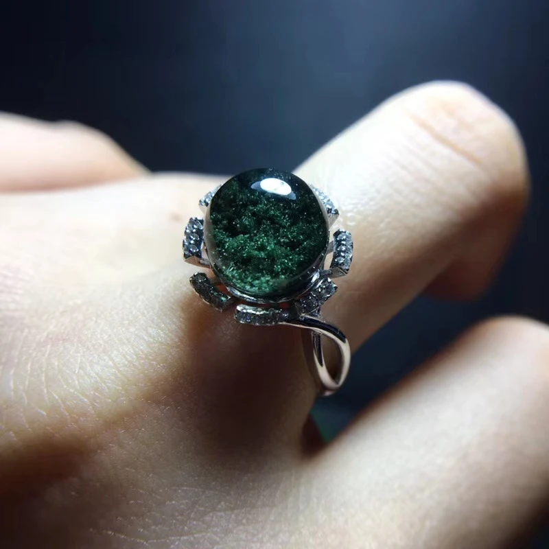 Кольцо регулируемое из натурального зеленого кварца с кристаллом 9 7 ММ серебра 925