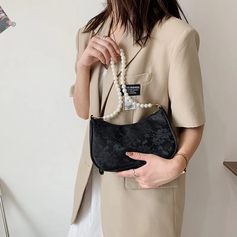 

Retro Tassel Pearl Chain Messenger Bag For Women Lace Canvas Printing Underarm Bag 2021 Summer New Trendy Fashion Shoulder Bags