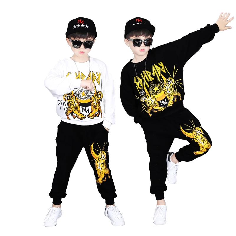 Детский спортивный костюм с длинным рукавом на возраст 10-12 лет |