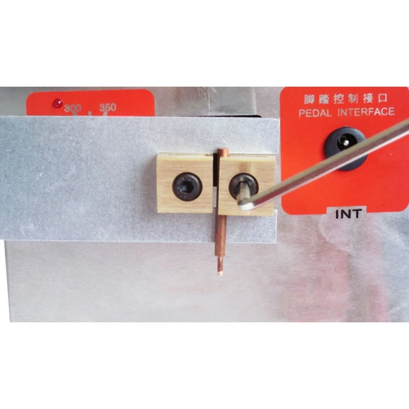 

2pcs/set Alumina Copper Spot Welding Machine Butt Welder Welding Needle U4LA