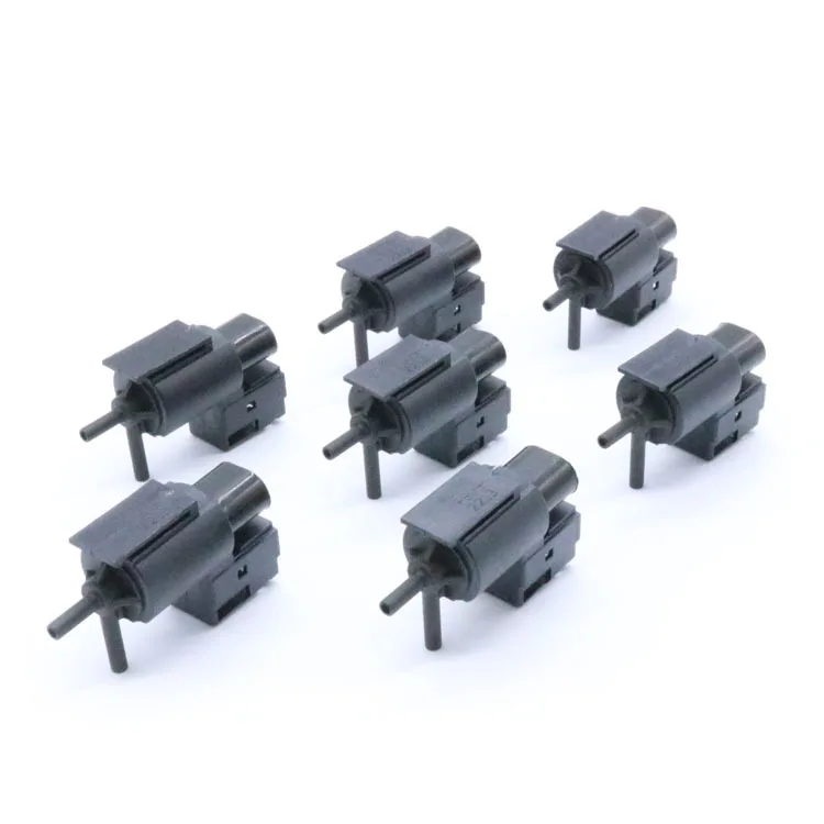 

Suitable for Mazda gas valve solenoid valve EGR vacuum switch vent valve, RX-8 disciple MPV VS55