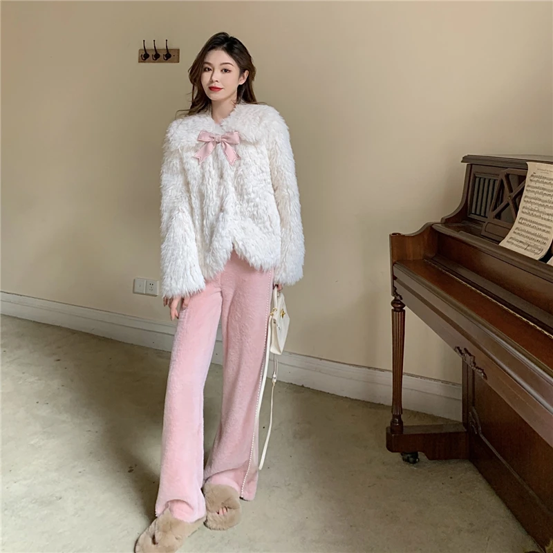 

Imitation Fur Lamb Short Coat Women Winter Thicken Fluff Plush White Jacket Baby Collar Warm Windproof Blouse Outwear Fashion