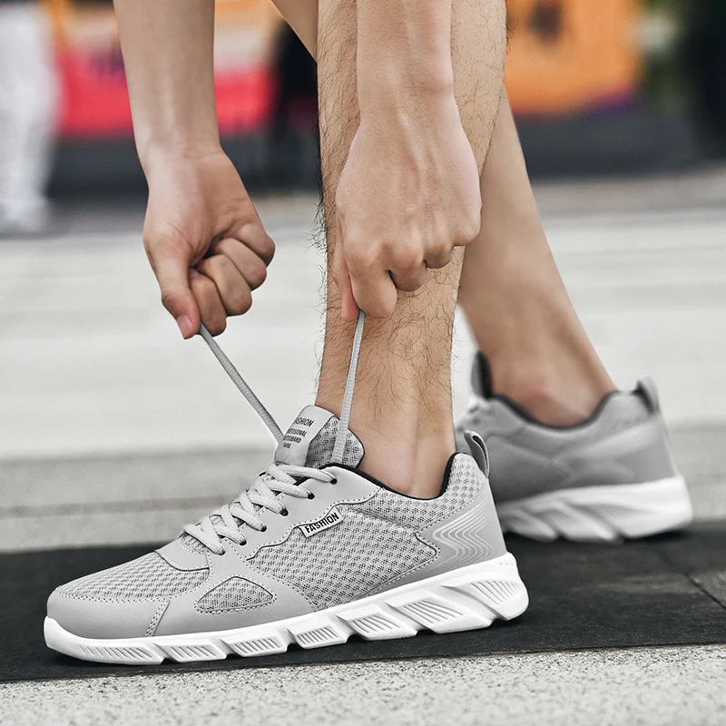 Кроссовки мужские легкие классическая спортивная обувь дышащие демпфирующие