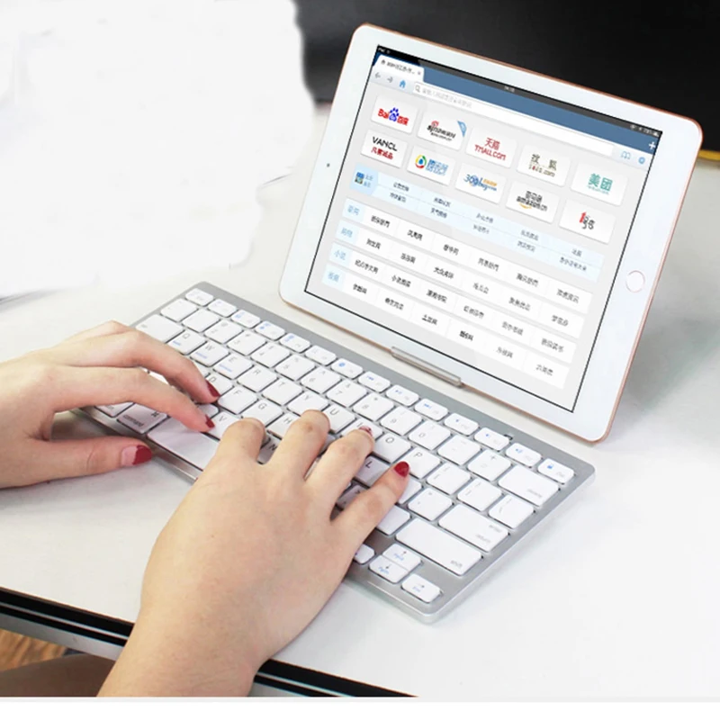 

Bluetooth Keyboard Mini Wireless Keyboard 78 Keys Russian/German/Korea/Spanish/FrenchFor Windows OS/Apple Mac/Android