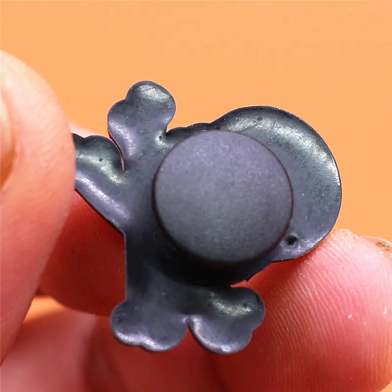 Single Sale 1pcs PVC Death Sign Shoe Charms Accessories Decorations Fire Extinguisher Croc jibz Buckle for Kids Party Xmas Gifts