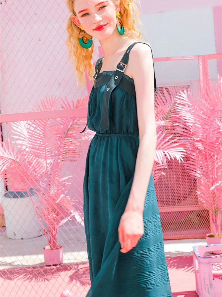 

Fruit Green Dress Small Fresh Mid-length Temperament High Waist French Summer Style Thin Suspender Square Neck A-line Skirt