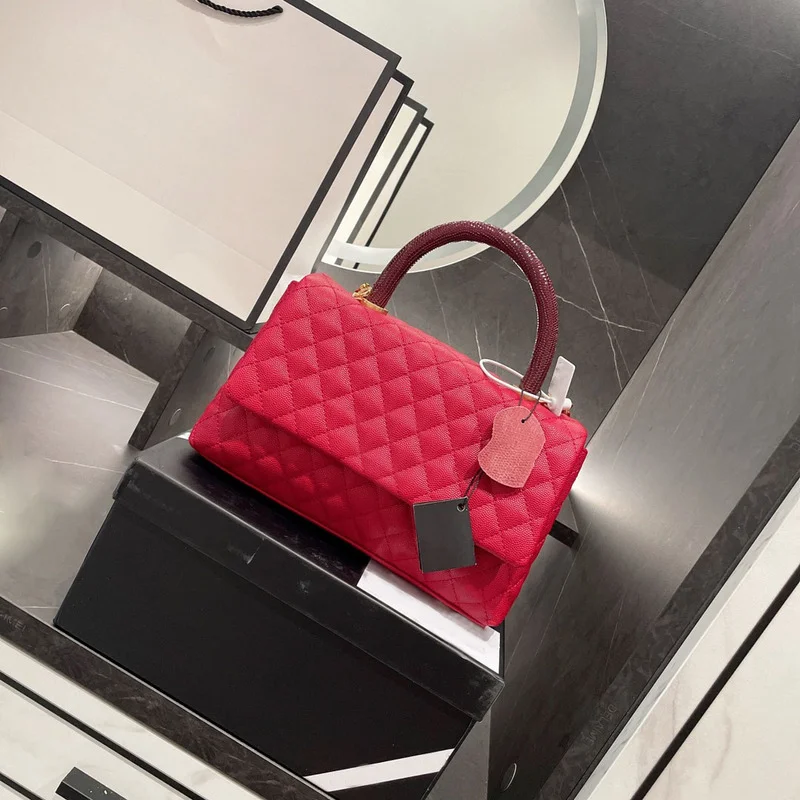 

101026 27Fashion leather shoulder strap women's straddle bag handbag chain bag