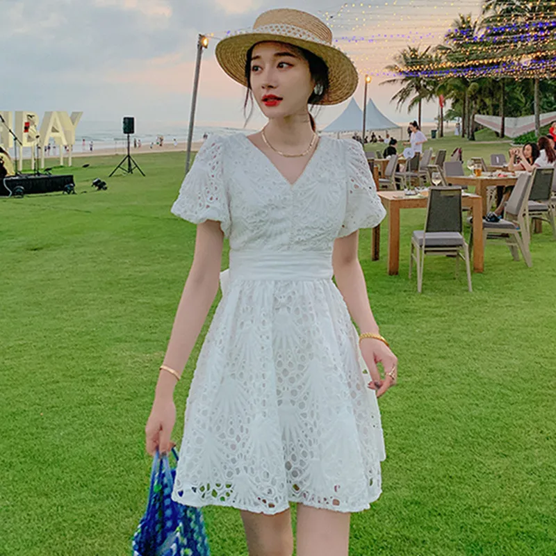

High Quality 2021 Runway Dresses Women Summer New Beaded V-neck Puff Sleeve Hollow Out Embroidery Boho Mini Party Dress Vestidos
