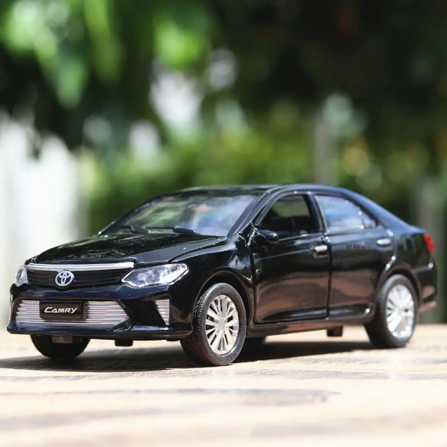 Лидер продаж литая модель автомобиля toyota Camry в масштабе 1:32 металлическая со