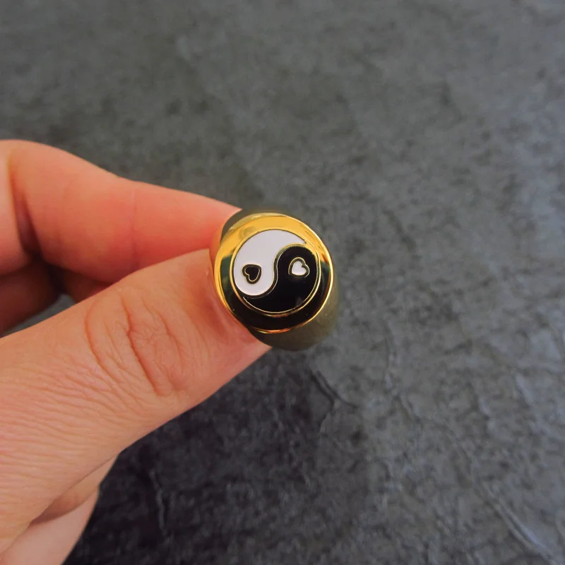 

Fashion Gold Metal Ring Korea Cute Enamel Daisy Tulip Heart-shaped Yin Yang Tai Chi Gossip Ring Men or Women Jewelry
