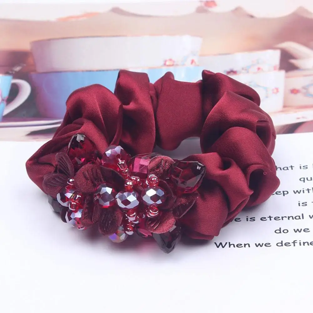 

Korean Boutique Elegant Women Flower Scrunchies Pearl Beads Scrunchy Accessories Hair Hair Headdress Rope Holder Ring Ponyt O8G8