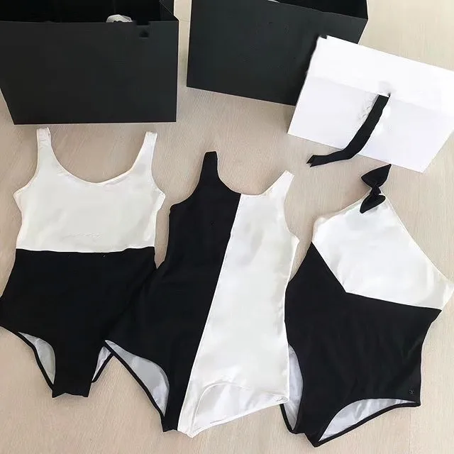 

2021 One Piece Women Swimsuit Black And White Patchwork Beach Swimwear