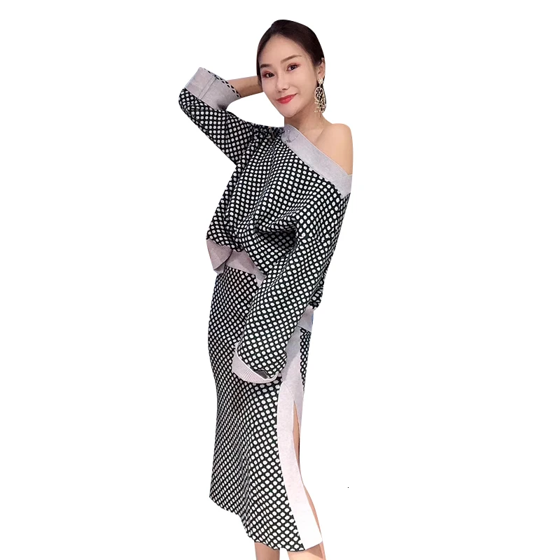 TWOTWINSTYLE трикотажная волнистая точка комплект из двух частей для женщин с длинными рукавами свитера Высокая талия Сторона Сплит юбка осень мода