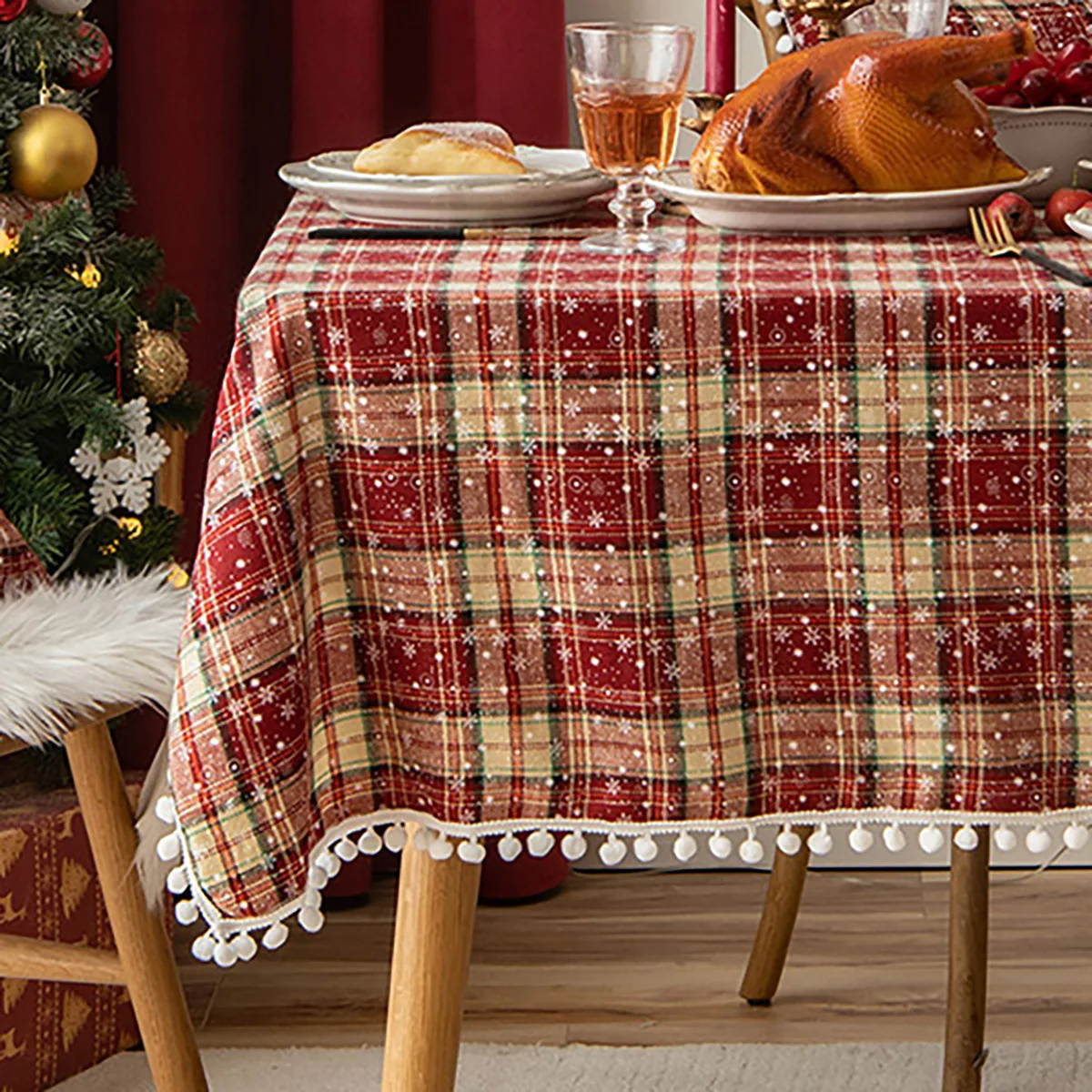 

Snowflake Christmas Tablecloth with Furry Ball Red White Plaid Dinning Table Decoration Tasseled Christmas Coffee Table Cloth